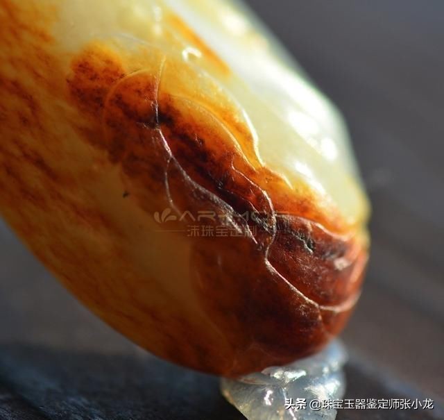 籽料皮色真假的技术鉴别,如何判断和田玉籽料皮色真假