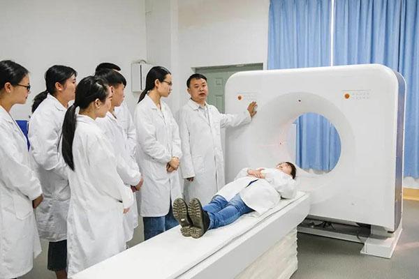 医学影像学研究生就业前景及薪资,医学影像技术研究生就业前景