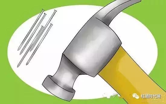 开红酒没开瓶器怎么办,没有开瓶器如何开红酒