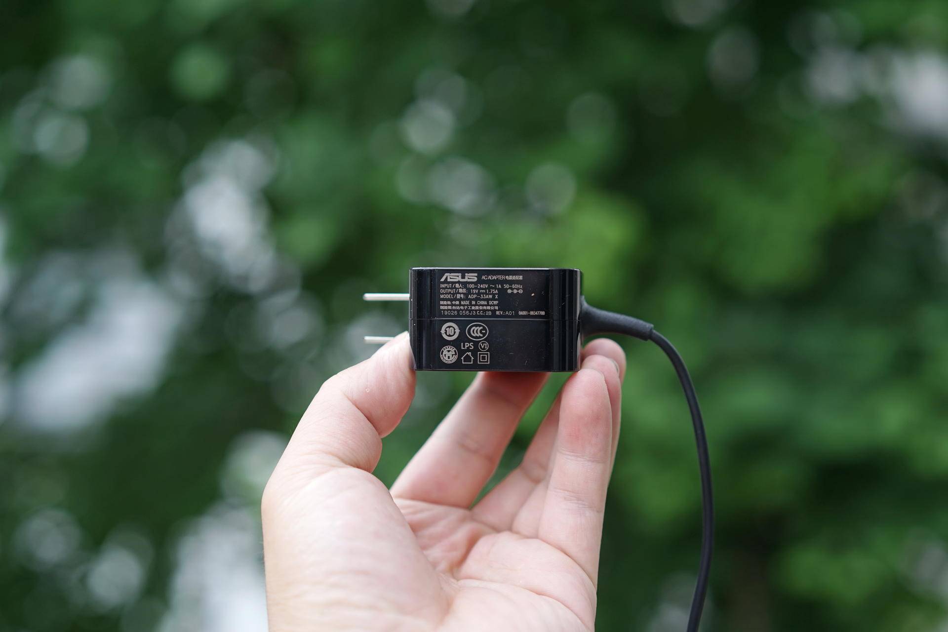 华硕rt-ax68u路由器穿墙性能,华硕ax92u路由器评测