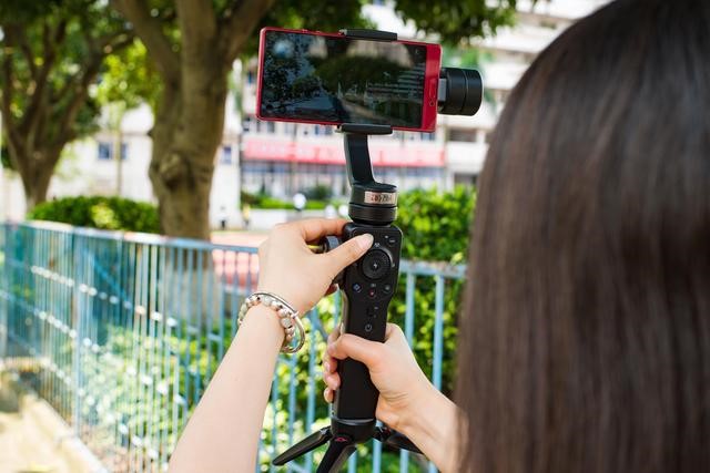 手机稳定器智云最新款,智云稳定器smooth4适合什么手机