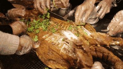 最便宜的烤全羊888元,北京超级浪人烤全羊