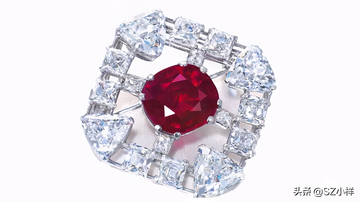 国外顶级红宝石原石1.2亿美元,8克拉红宝石2亿