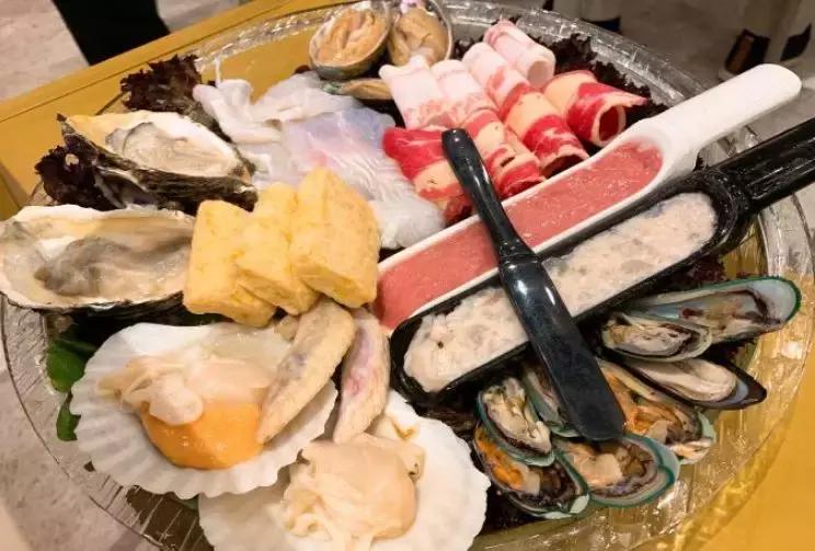 比用神仙水更具美颜效果的，居然是一碗不需代购的花胶鸡汤！