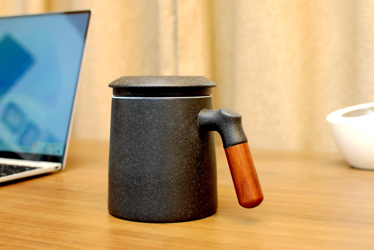 陶瓷泡茶杯茶水分离最新款,茶水分离泡茶杯陶瓷木柄