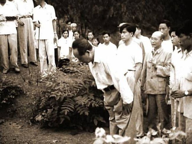 文七妹：仅留唯一合照，临终念叨石三伢子，毛*东泽**含泪写下祭母文