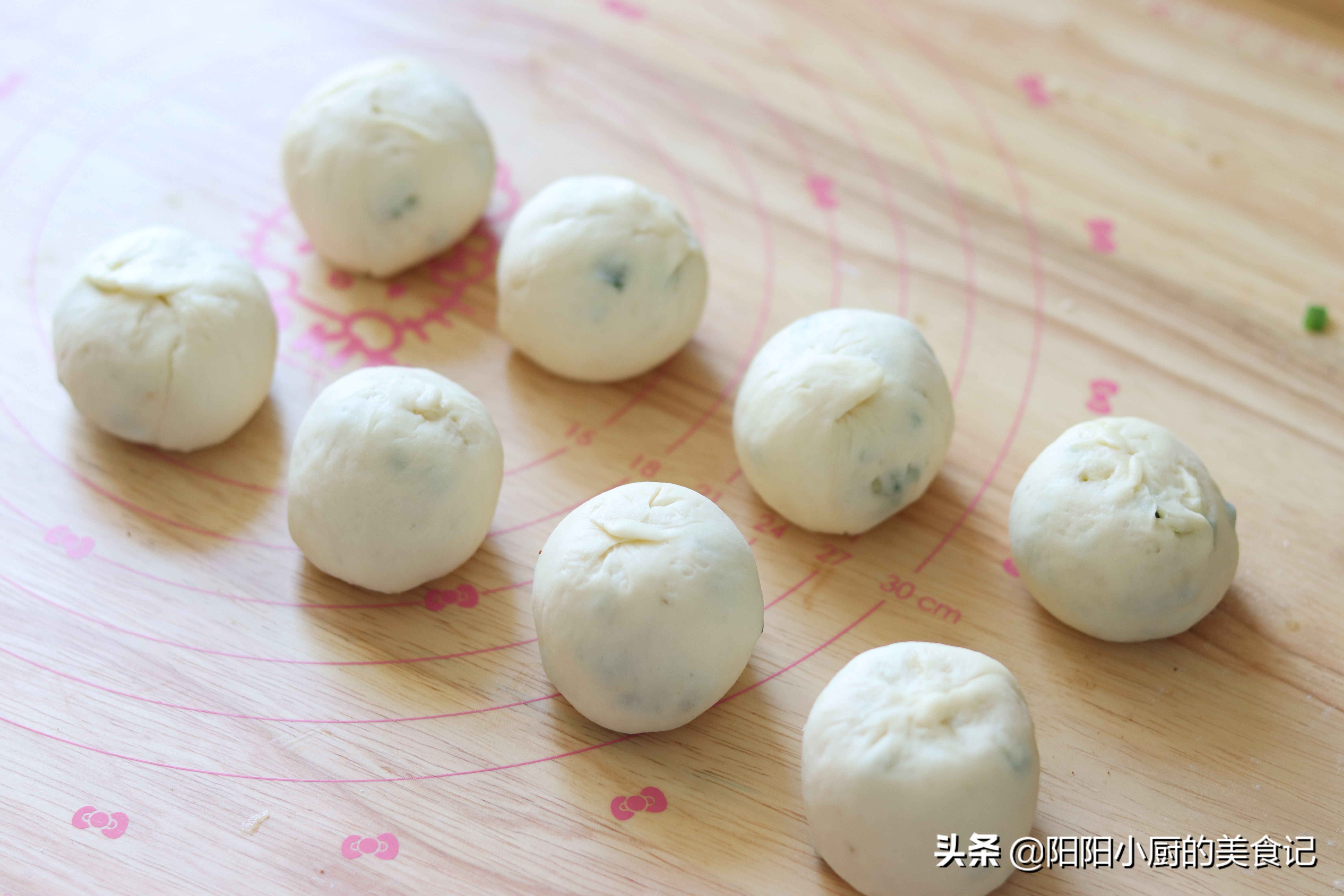 葱油千层饼制作方法,葱油千层饼做法微波炉