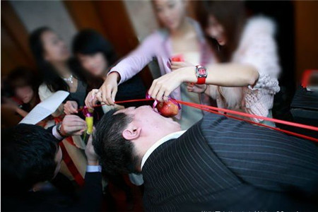 婚礼上能玩儿的游戏,大家一起来推荐呀~