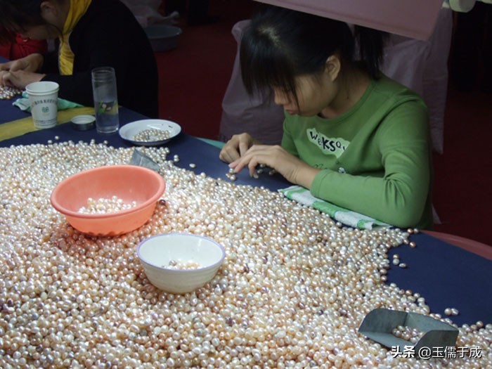 浙江绍兴诸暨山下湖珍珠市场,中国最大珍珠批发诸暨市场