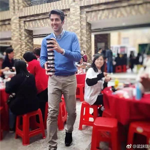 一代玉女的掌门人,西班牙一代玉女掌门人