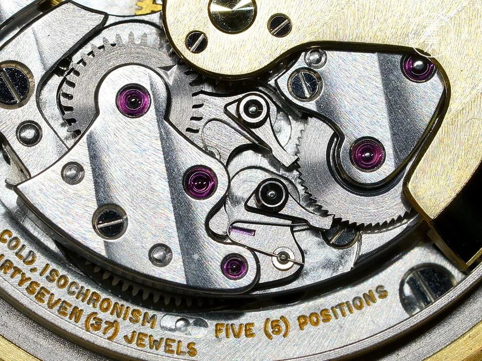 全自动机芯的石英手表,百达翡丽3545石英表价格