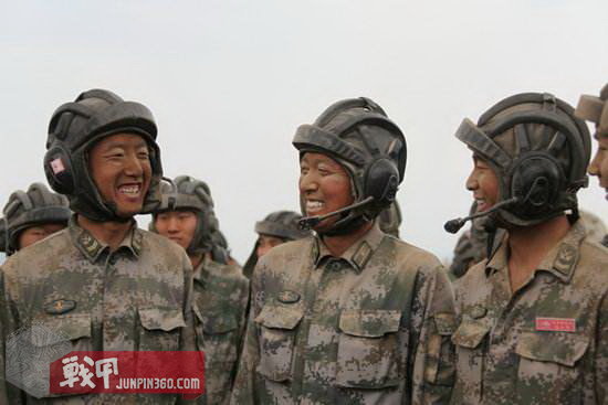 中国人民解放军陆军军服演变史,解放军军服15次变迁发展史