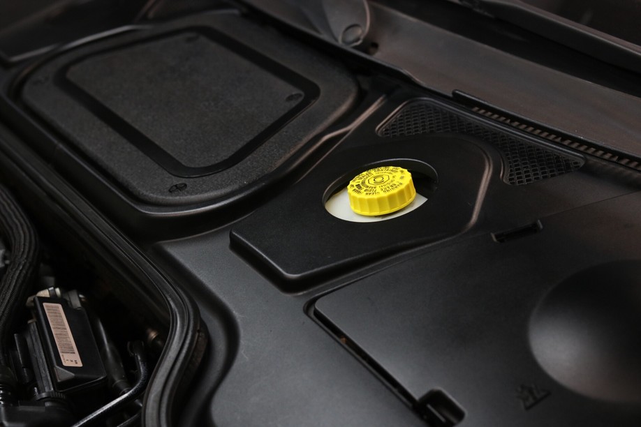 怪兽修车：修复一辆09年西装暴徒奥迪S8，当年售价200多万