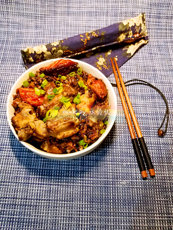 面包机也可以做煲仔饭哟,排骨黑米煲仔饭,就是这么的简单好吃