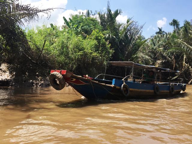 夜游湄公河在哪里看到景点,穿行在路上