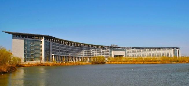 河南新乡学院二本值得上吗,河南新乡单招学校和录取分数线