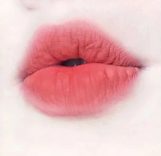 李佳琦推荐了三百多只口红,我帮你们选出了绝对不会出错的八只