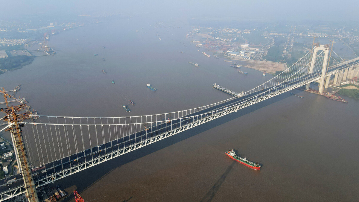 你想像不到的镇江大港，出乎你的意料。顶级交通（三）