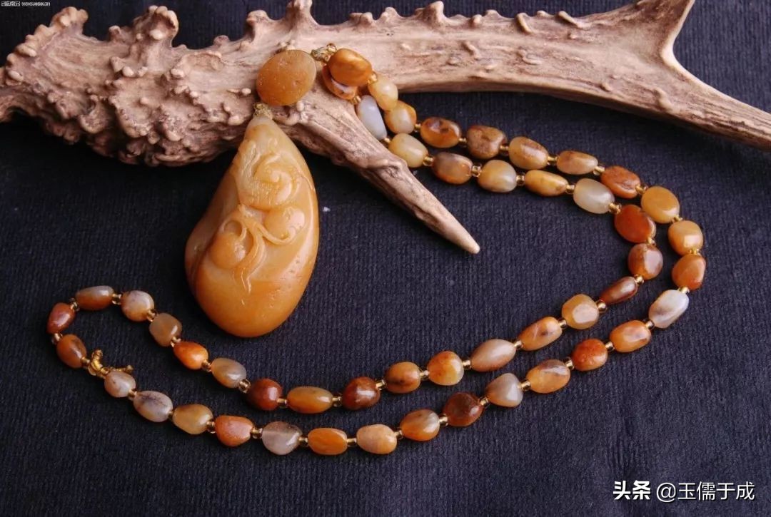 和田玉红沁和黄沁哪个更罕见,和田玉黄沁红沁哪个好