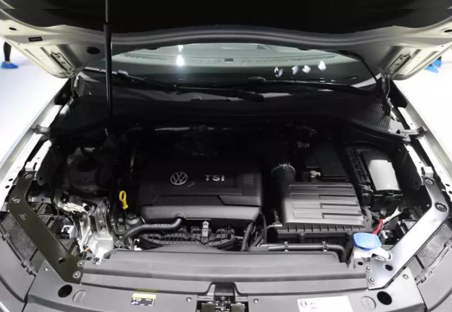 七座suv的揽局者仅25万汉兰达,25万买途观l还是买二手3.5汉兰达