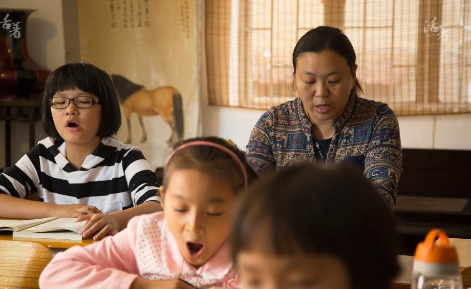 老师抽查背诵不会背怎么办,怎样上课不会被老师抽查背诵