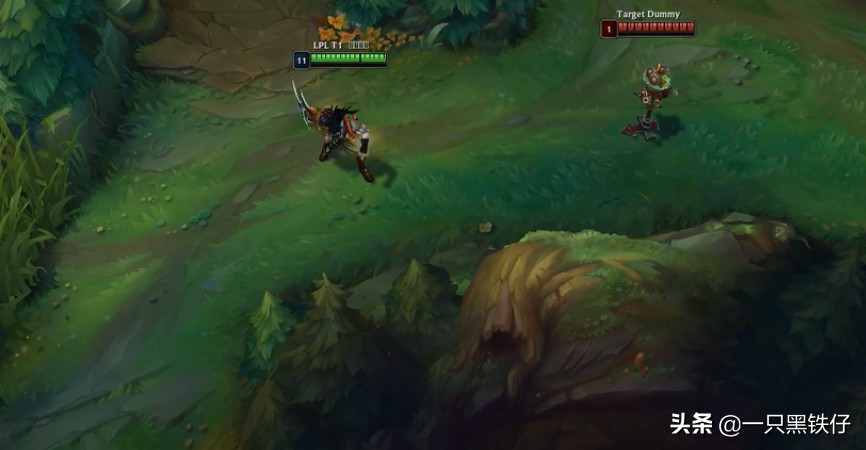 英雄联盟蛮王教学技能,蛮王攻速装和蛮子暴击哪个厉害