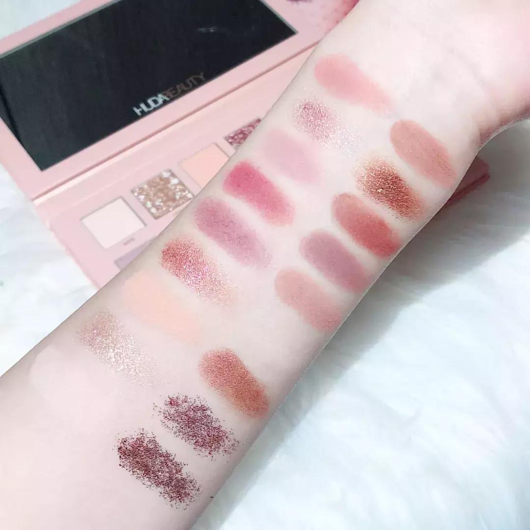 novo液体眼影试色好闪亮仙气十足,四色仙气紫色眼影盘