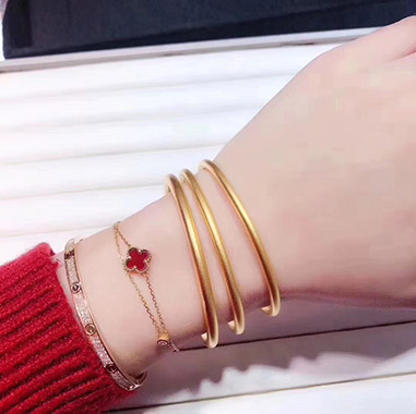 买黄金古法好还是硬金好呢,买首饰是足金最好吗