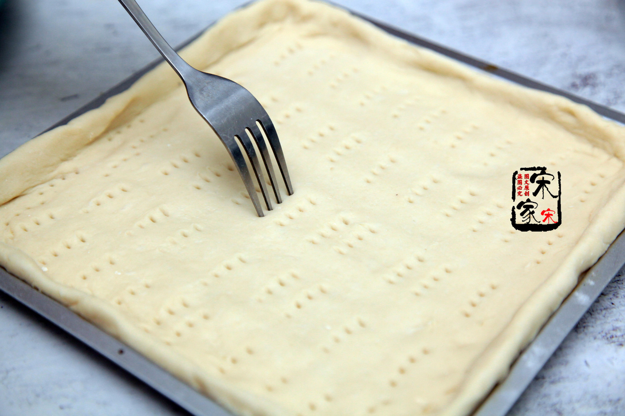 小孩最爱吃的披萨小教程,自己在家制作孩子爱吃的披萨