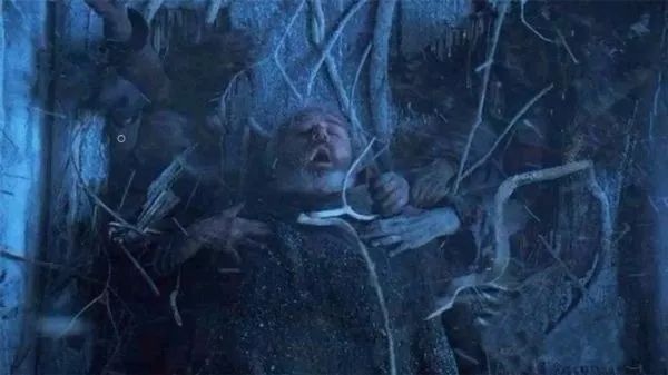 最骚死法都在这了,这是编剧权力的游戏