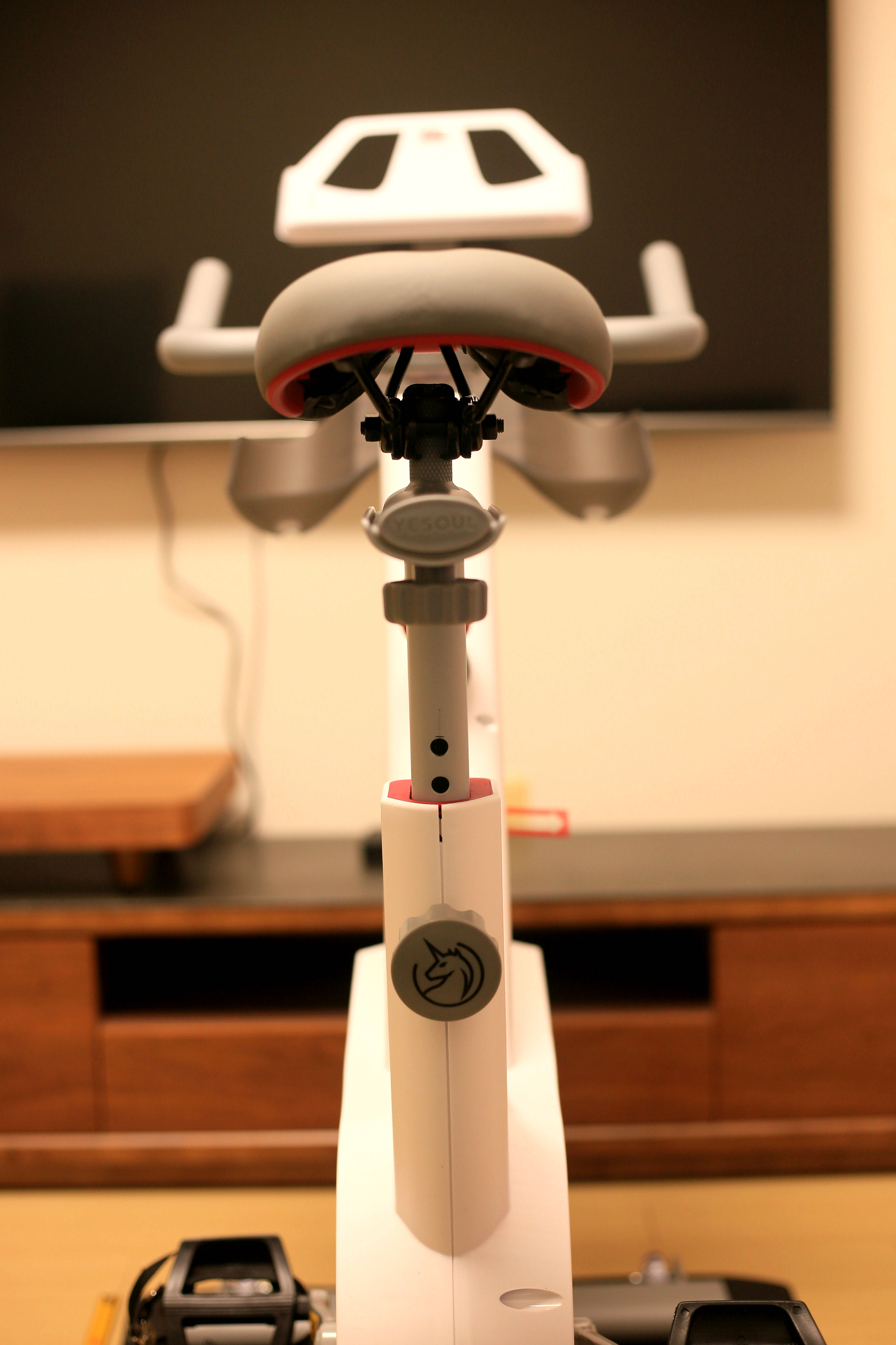 小巧静音，小户型最爱的健身神器——YESOUL野小兽M1动感单车体验