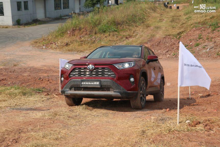 TNGA的革新有多强?试驾一汽丰田全新RAV4