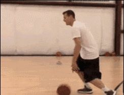 新手打篮球的方法,新手打篮球的步骤