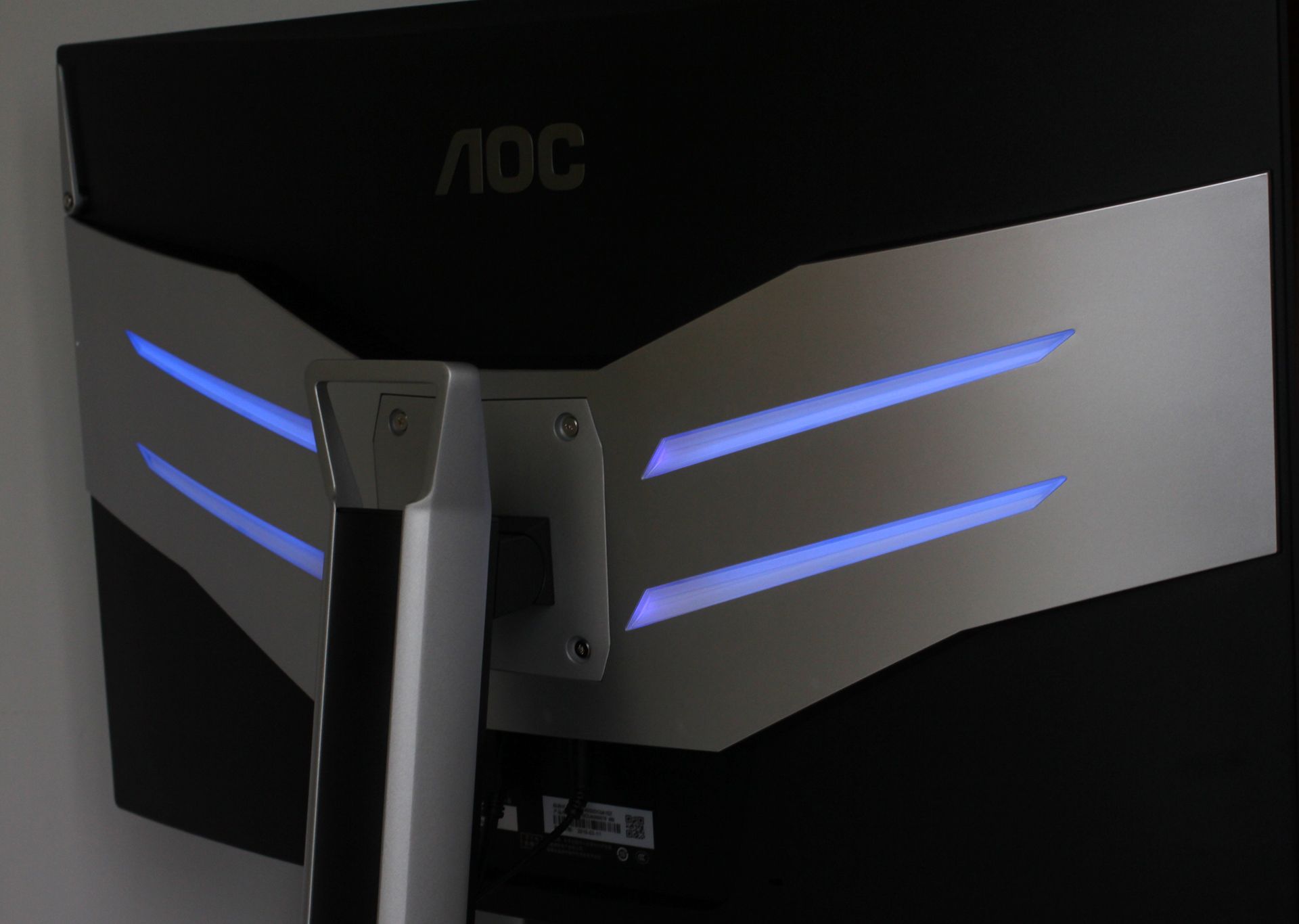 agon爱攻2k144hz电竞曲面显示器,爱攻agon显示器评测