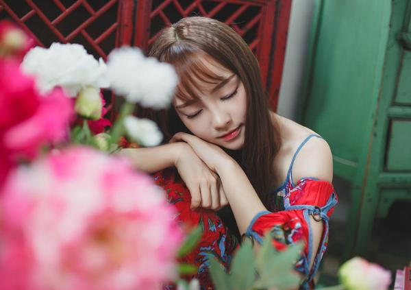 你很认真对方对待感情却很敷衍,在一段感情里对方越来越不耐烦