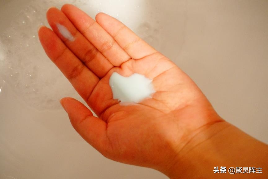 洗发水推荐控油蓬松去头皮屑男生,男士洗发水排行榜第一名去屑止痒