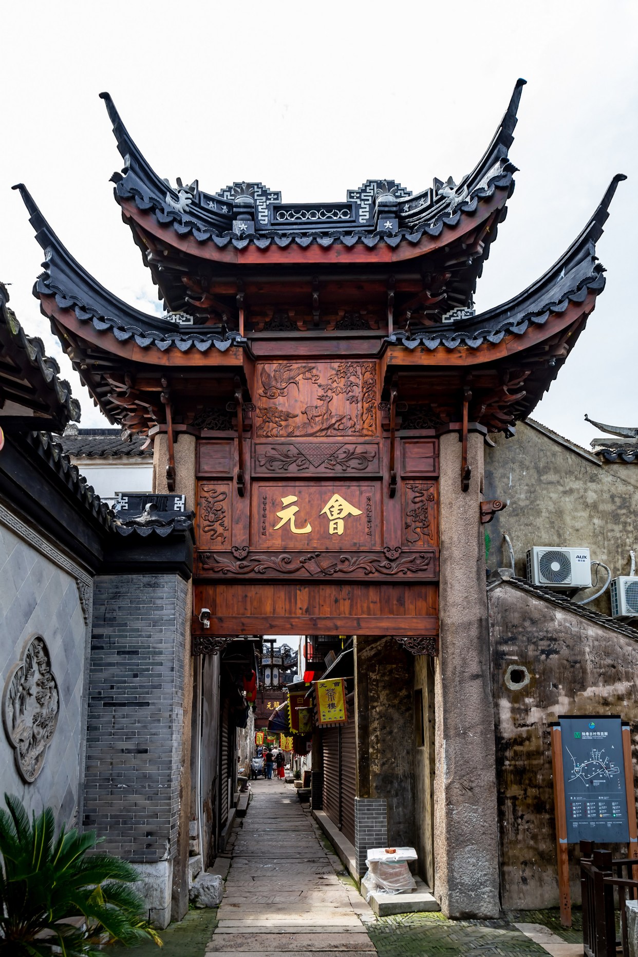 姑苏人都不知道的轻徒步道，穿越万亩茶园，将苍茫的太湖尽收眼底