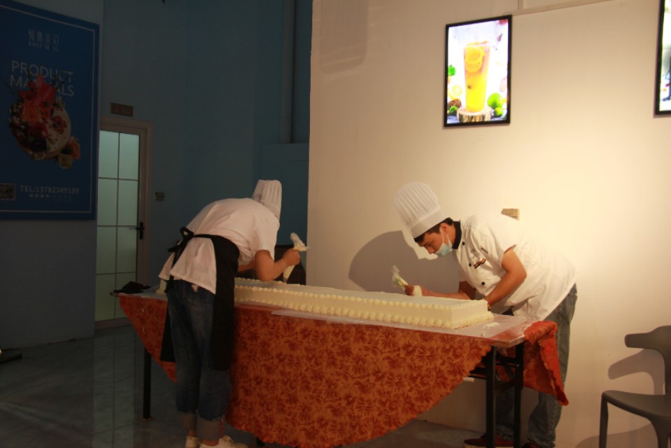 金秋八月开业吉日,焙嘉米司烘焙蛋糕店抖音团购券