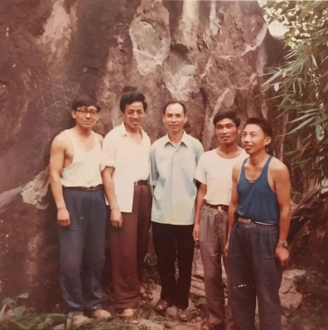 发现一亿年前的恐龙脚印,观往知来论据