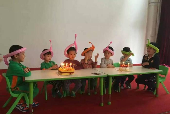 幼儿园盛行“分享礼物”，父母们却敢怒不敢言，是分享还是攀比？