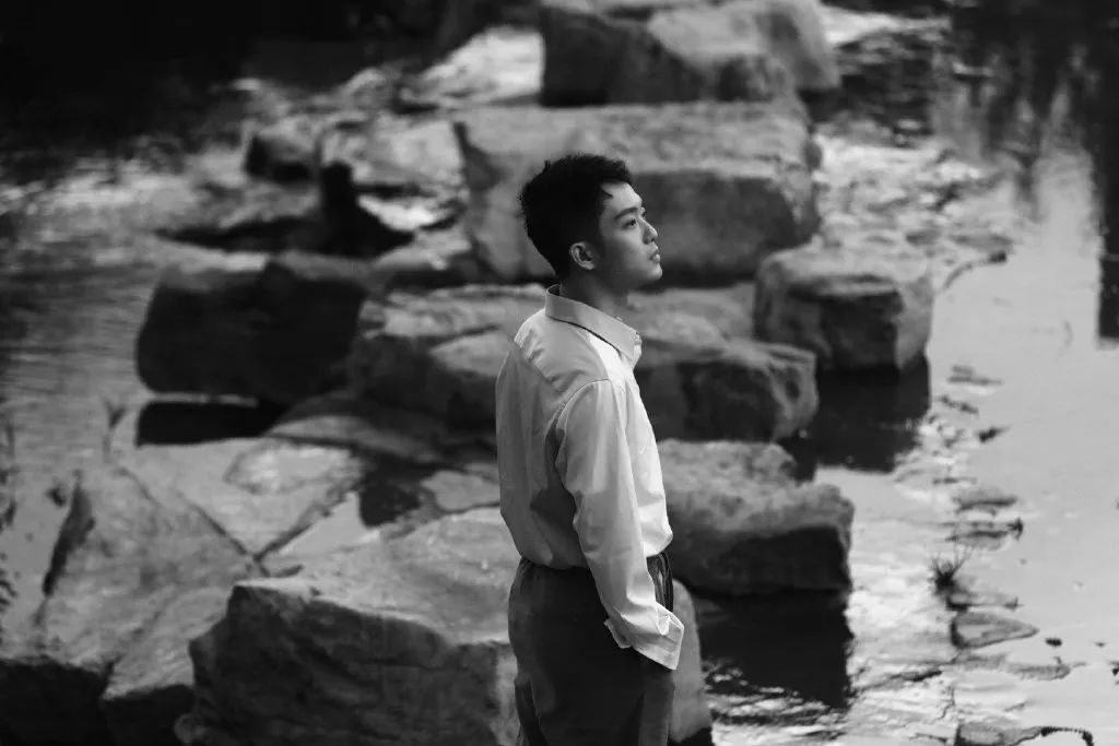 秦昊在重庆生活吗,秦昊现实中的生活