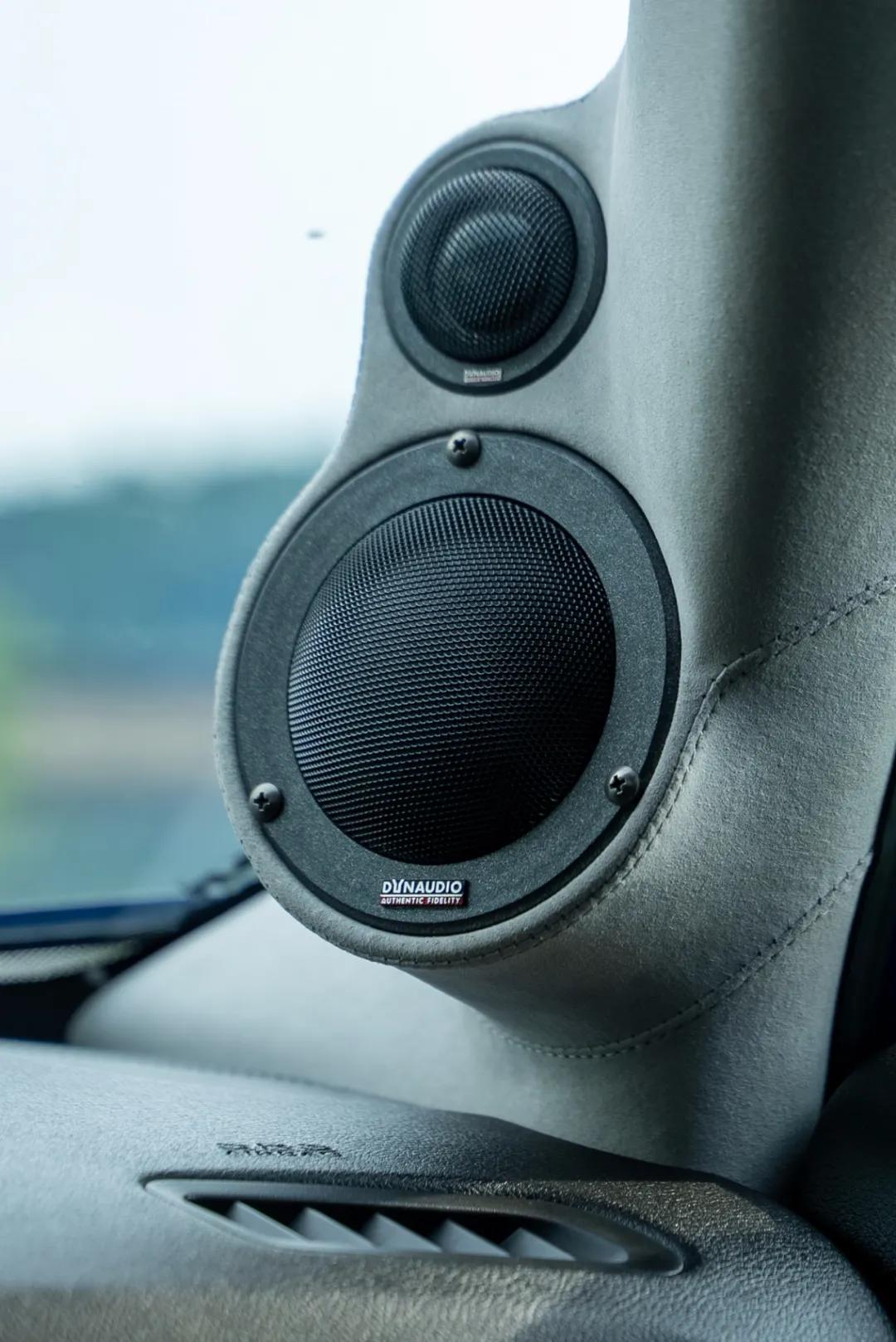 花十多万改音响真的值吗,花一万多改汽车音响值得吗