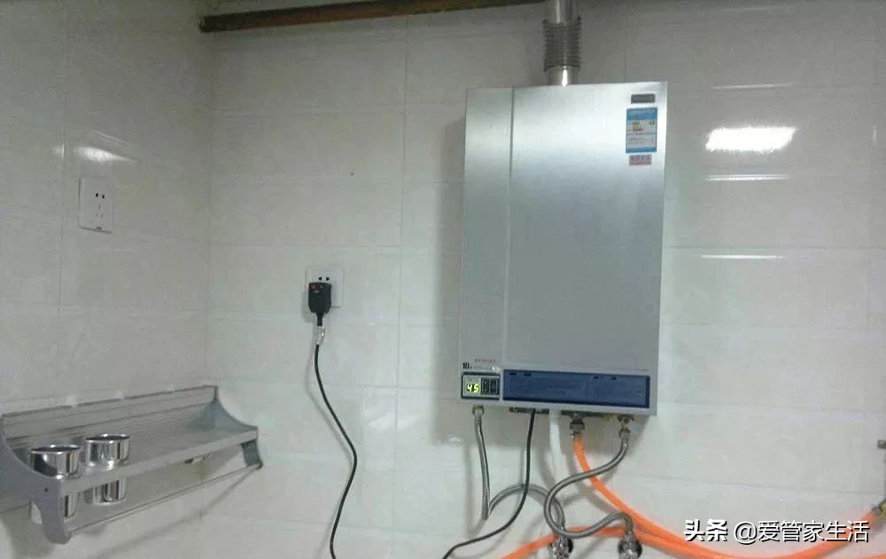 洗完澡热水器要不要关掉?看完才知道电费白交了