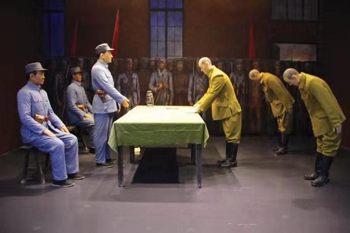 粟裕对日军打了“三个第一枪”，被誉“在抗战中建立了最大功劳”