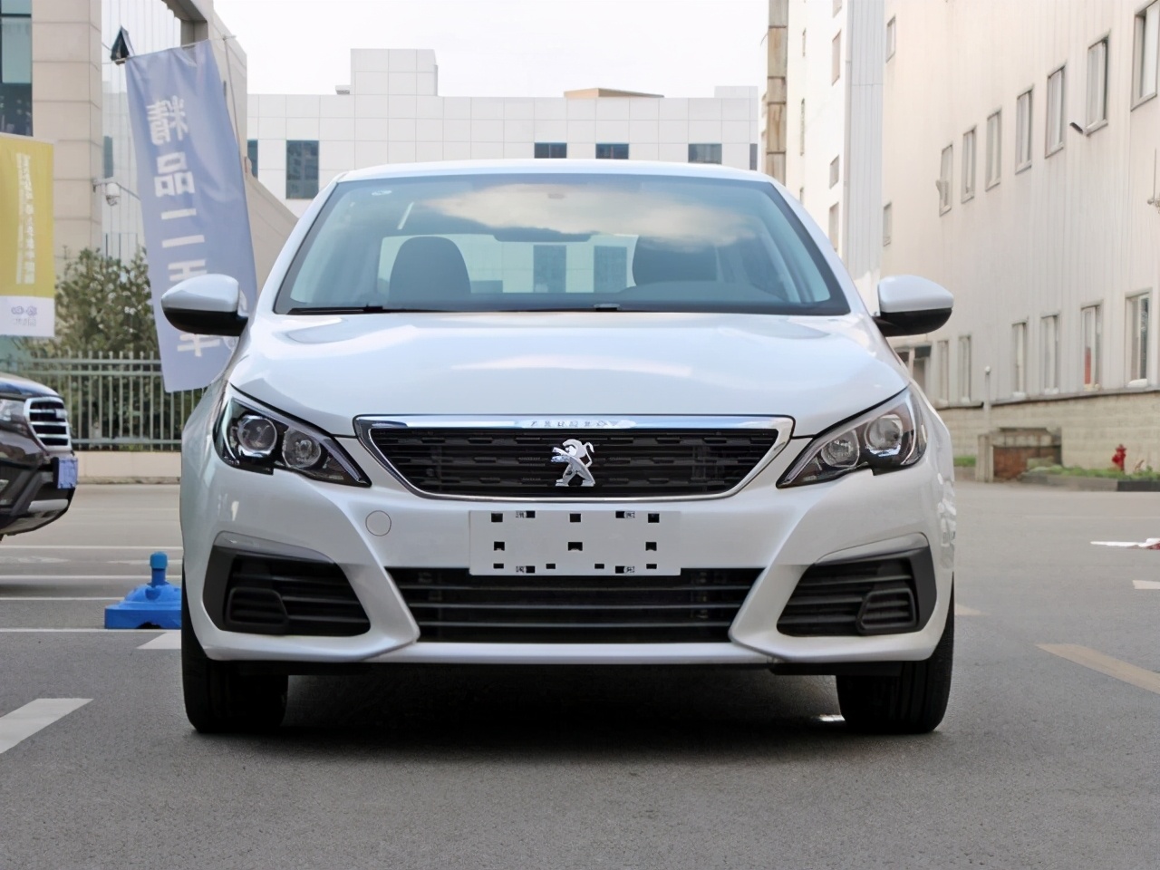 标致308性价比杠杠的,308颜值