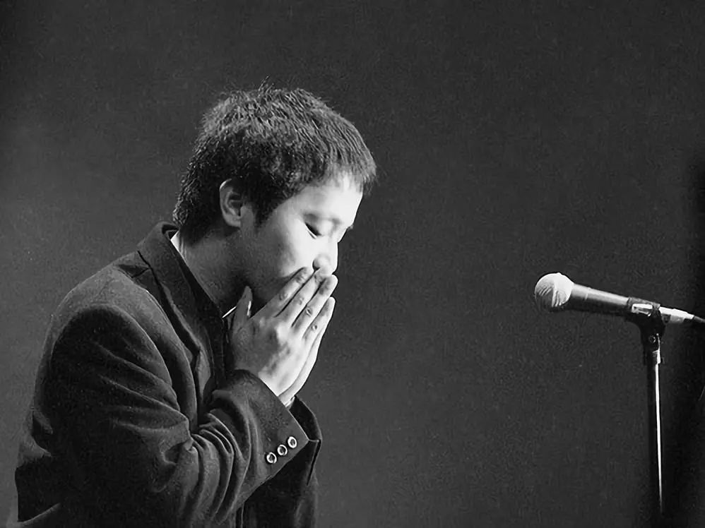 波西米亚狂想曲1985现场完整,波西米亚狂想曲万人合唱1985