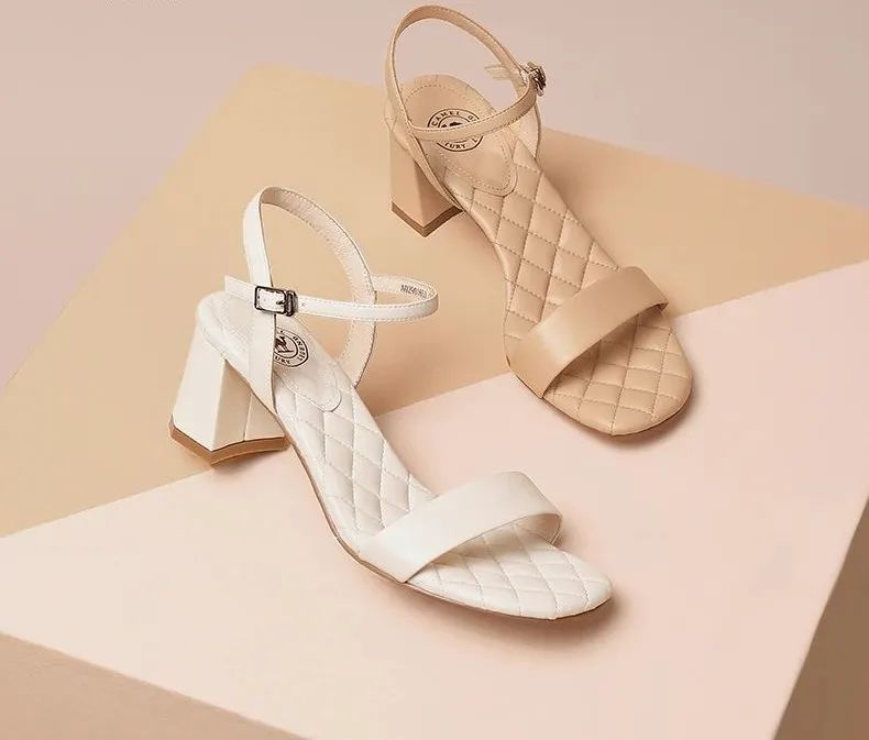 大码休闲女凉鞋新款2022爆款正品,品牌女凉鞋断码清仓特价正品秒杀