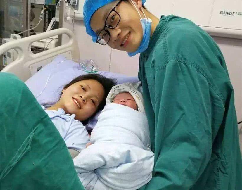 顺产时胎儿是怎么从产道娩出的？组图给你答案，看完觉得*体下**一凉