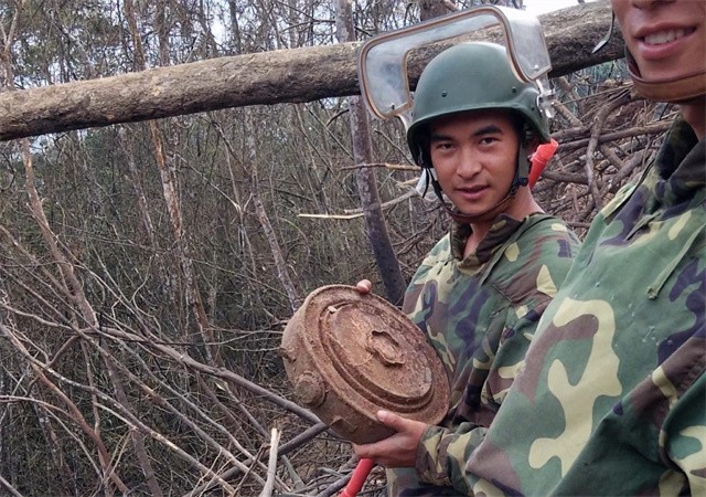 排雷英雄杜富国奖励了多少钱,排雷英雄杜富国现在的待遇如何