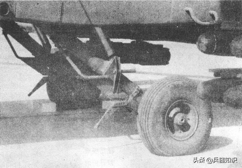 美国AH-64“阿帕奇”武装直升机